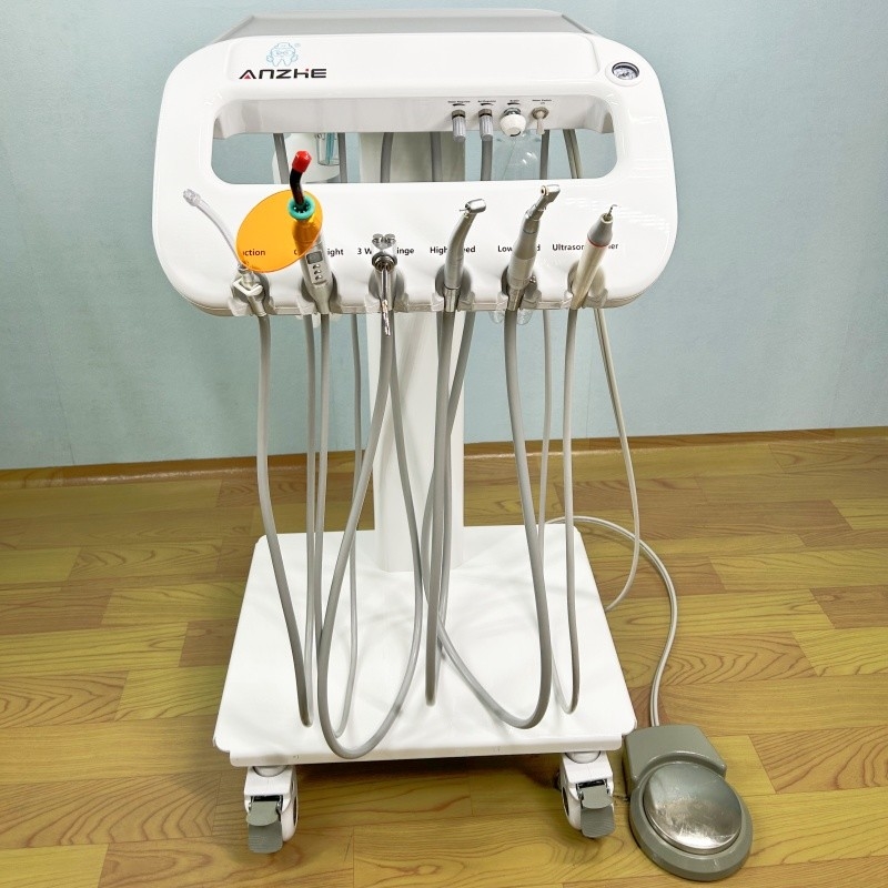 軽量歯科モバイルユニット 4 輪ユニバーサル シンプル デザイン 歯科 治療 カート