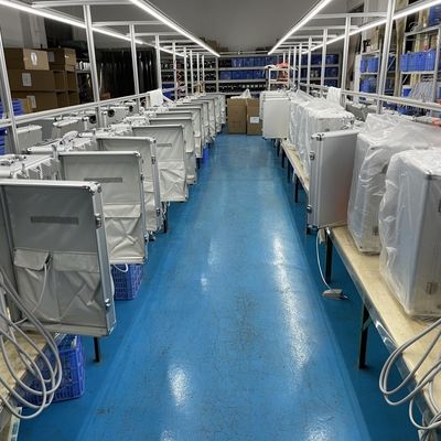 良い価格 歯医者機能ツール 移動式歯科配送ユニット スーツケース デザイン 550Wの空気圧縮機付き携帯歯科ユニット オンライン