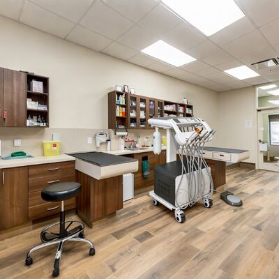 良い価格 ポータブル歯科ユニット エアコンプレッサー、超音波スケーラー、LEDキュアリングライト付きモバイル歯科治療カート CE認証 ポータブル歯科トロリー オンライン